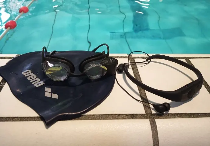 Swimming gadgets